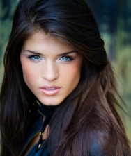 Marie Avgeropoulos